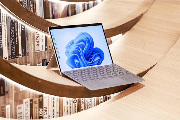 Win11微软Surface Pro 8/Go 3国行版首销：2988元起