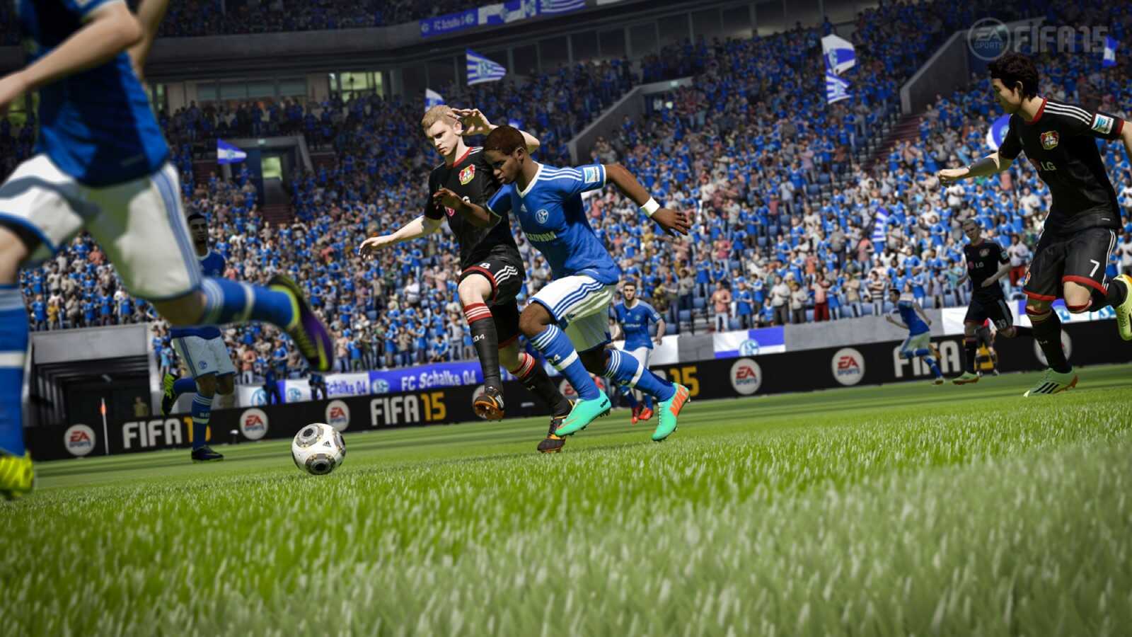 《FIFA 15》首放预告