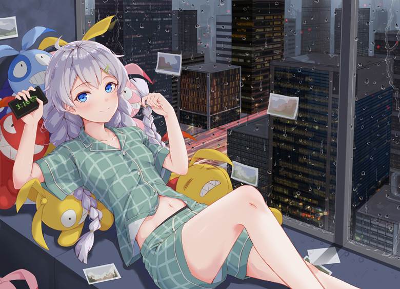 极有生活感，穿睡衣的女孩子插画图片
