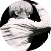 她只是经过手机版