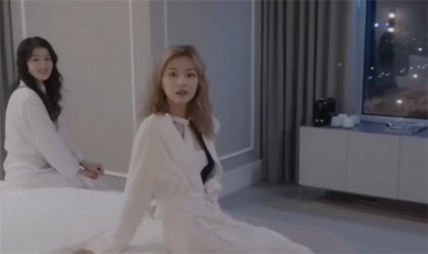 《完蛋我被美女包围了》免费吗说明