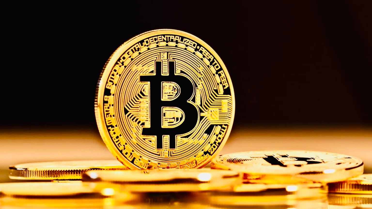 比特币难续写历史新高？BTC搜寻热度冷清，波动率逼近两年来最低水平