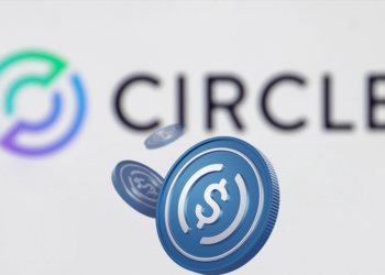 Circle 股價衝破 200 美元再創新高！CRCL 市值已逼近 USDC 發行量 80%
