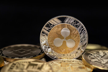 贝莱德与其他机构正在囤积XRP？为何可能即将出现重大供应冲击