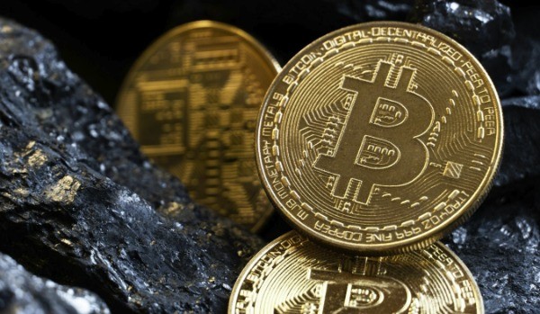 比特币为何能抗审查？点对点机制如何捍卫交易自由