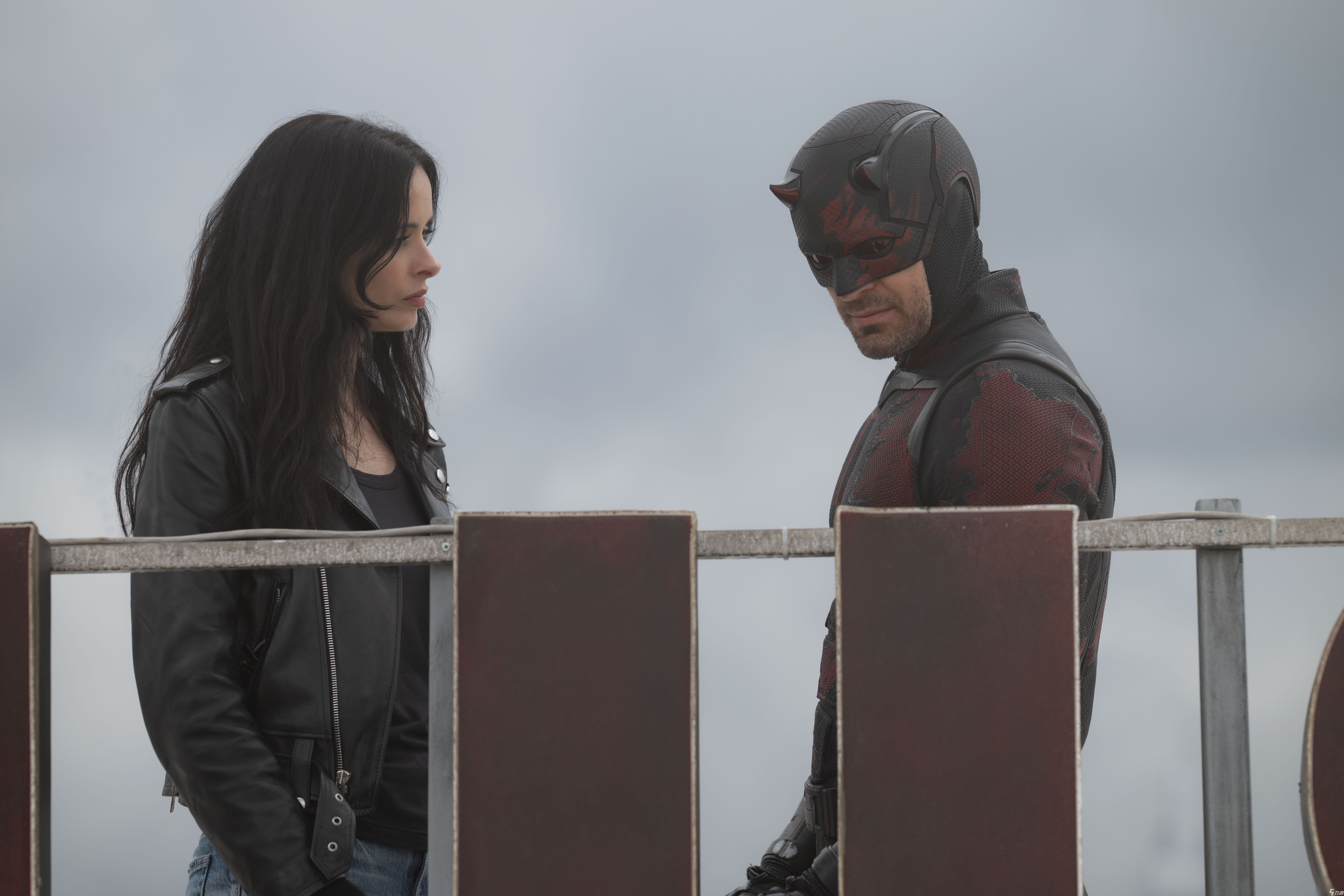 《Daredevil》第二季第六集终于揭晓了 Jessica Jones（以及 Luke Cage）自2019年以来的去向