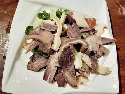 四川名吃跷脚牛肉得名由来-四川名吃跷脚牛肉名字来源