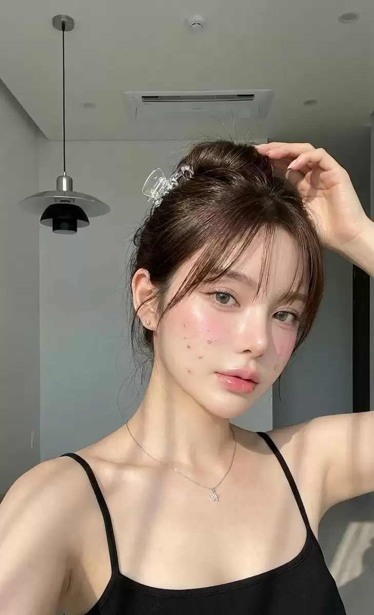 自然感玻璃肌自拍