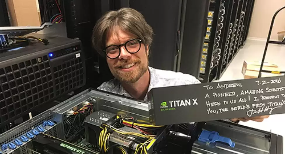 显卡为什么卖得越来越贵？NVIDIA 副总裁：别争了：摩尔定律早就死透了