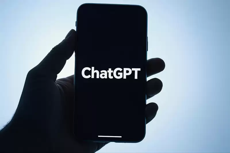 GPT-5. 6 发布引发需求激增：奥尔特曼透露上周OpenAI智能体产品使用量增长2. 5 倍
