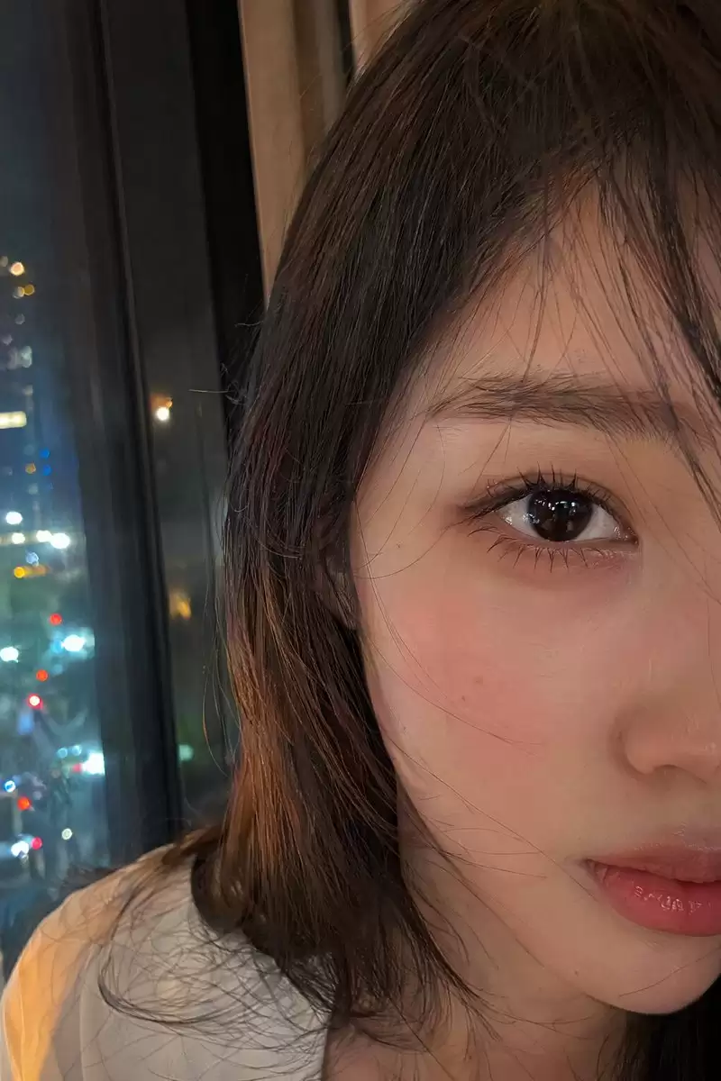 智能手机自拍特写真实感