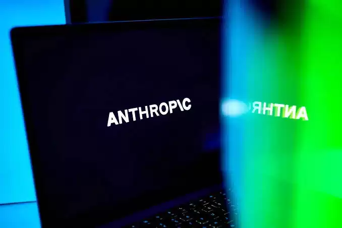 Anthropic拟于十月启动IPO:此时中国Kimi K3表现反超Claude