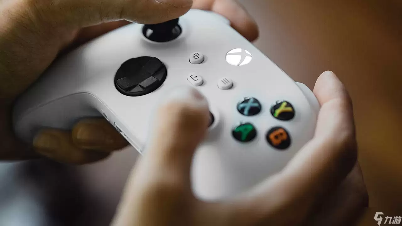 官方 Xbox 无线手柄低至 39 美元起 联想阵亡将士纪念日大促