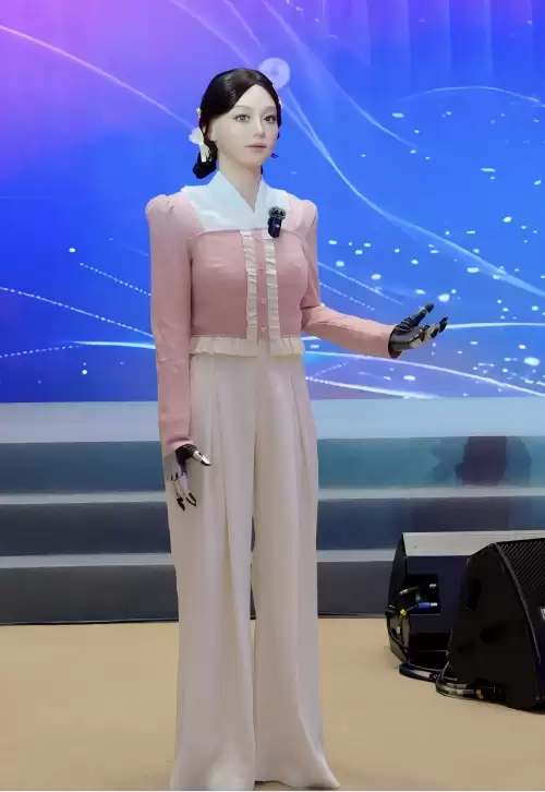 服务型完全仿生机器人迎来落地窗口期：卓益得 Moya 完成场景 量产双重验证