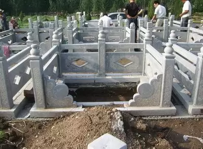 遥遥西土北境墓碑获取方法
