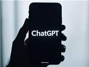 欧盟监管风暴将至：Roblox与ChatGPT面临最严合规考验