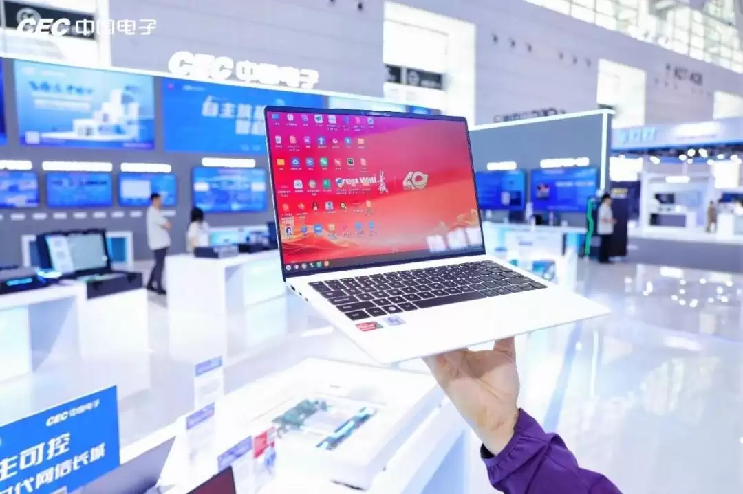 全球Agent PC元年，国产AI PC凭什么「抢跑」？